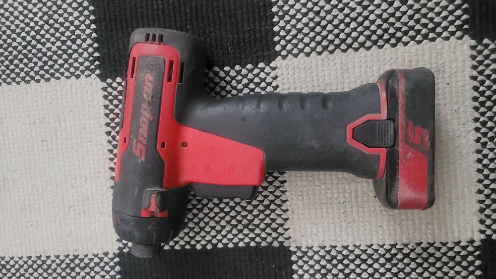 Snap-on 1/4" Hex Cordless Screwdriver/Impact Drive