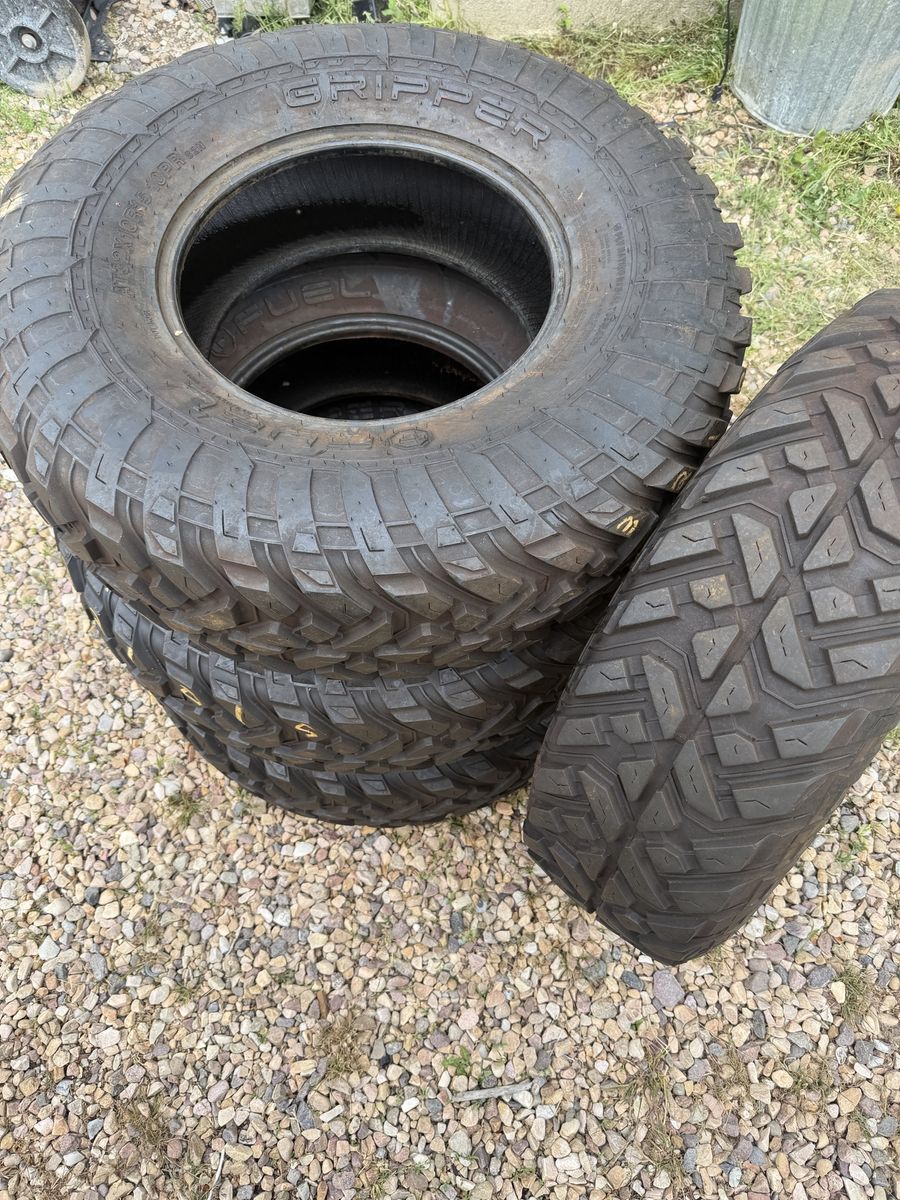 Utv tires  32x10x15