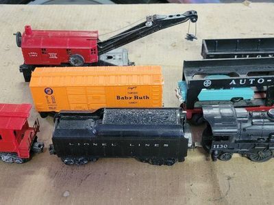 Lionel Lines Vintage Train Set with Engine, Cars, Crane, Auto-Loader & Assorted Tracks - Classic Model Trains