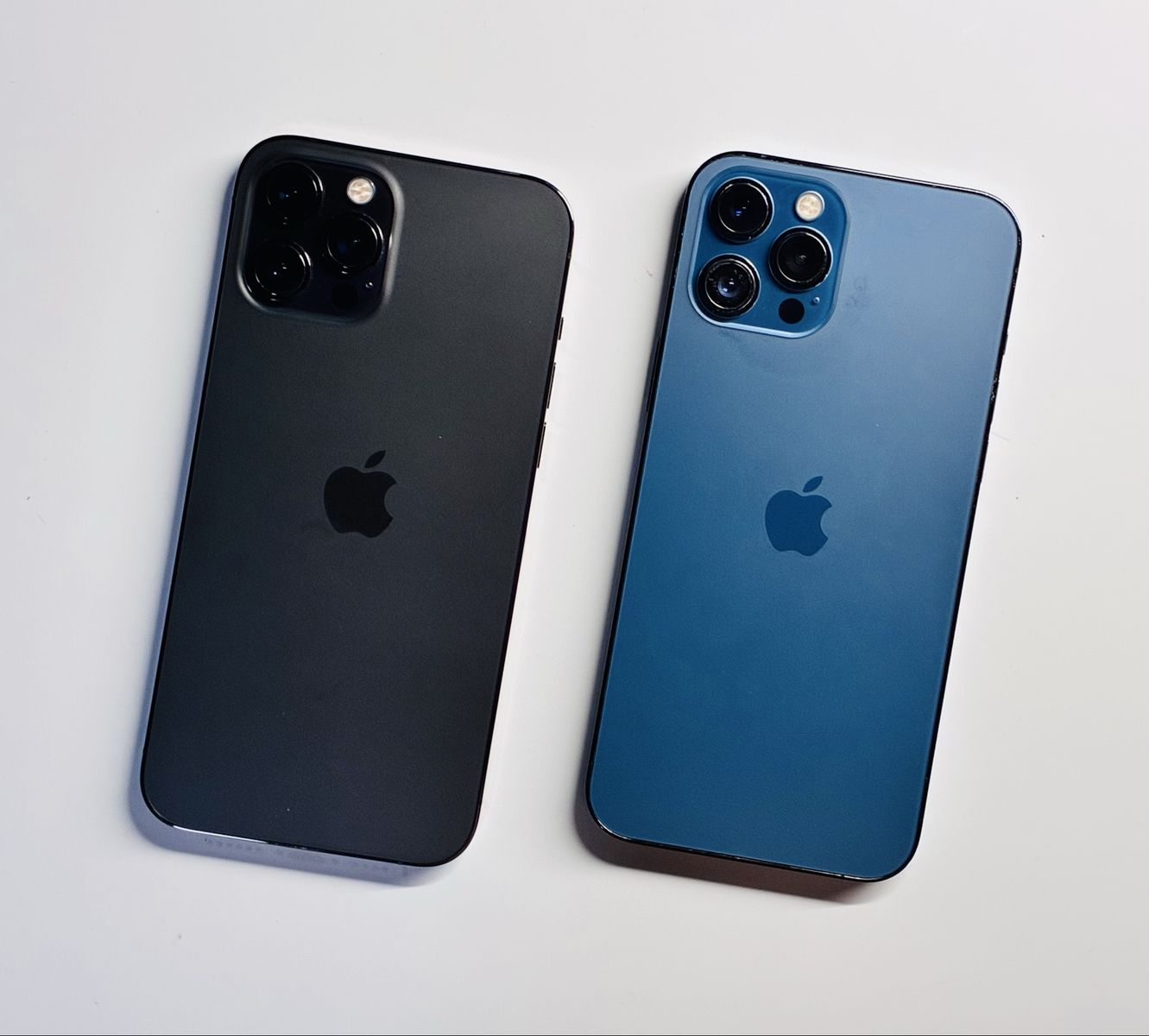 iPhone 12 Pro Max Unlocked 100% Battery Health