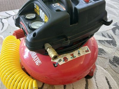 Central Pneumatic 3 Gallon 100 PSI Oilless Air Compressor with Yellow Hose