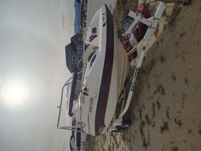 Boat 2003 sea doo islandia