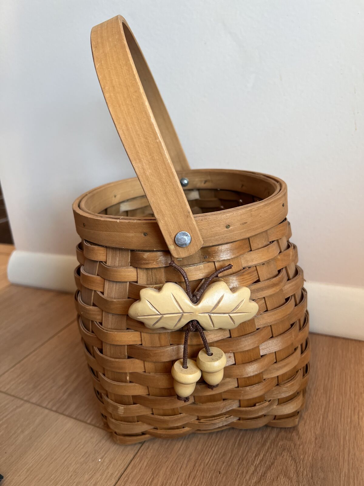 Darling, sturdy basket