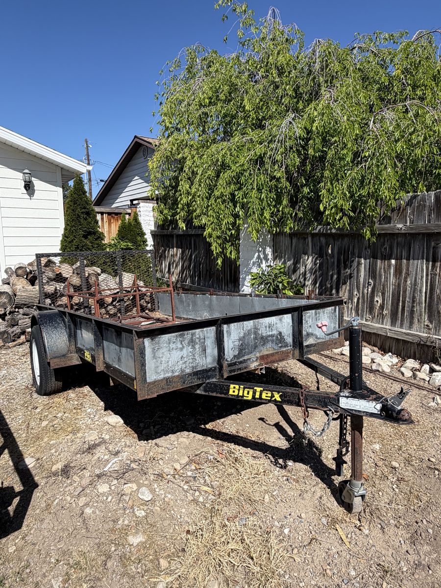 Utility trailer