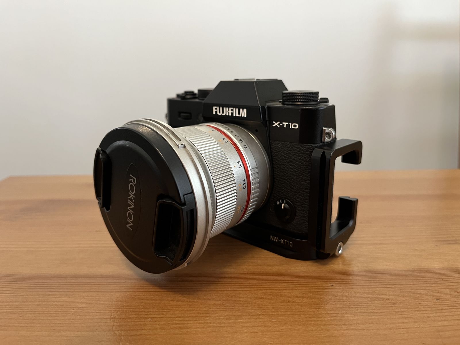 Fujifilm X-T10 Mirrorless Digital Camera with Rokinon 12mm f/2.0 NCS CS Lens