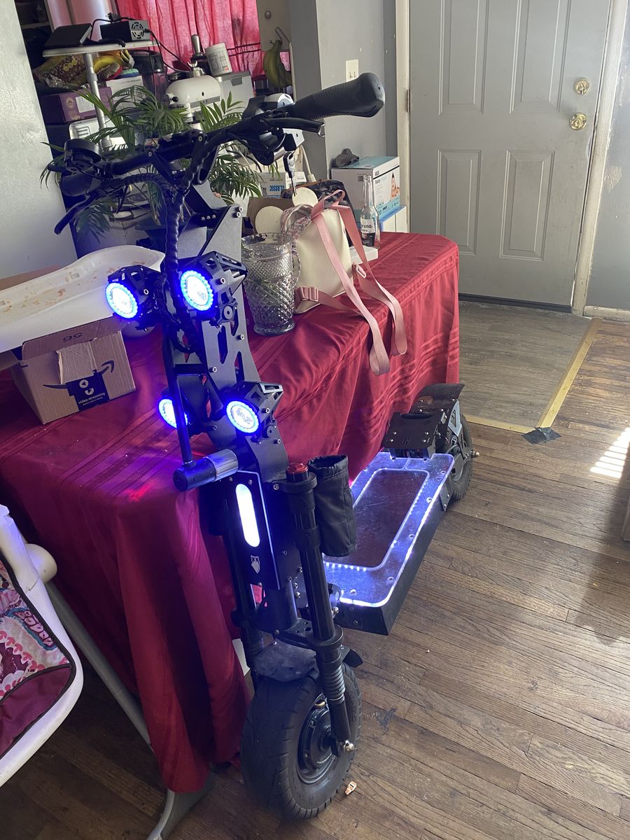 8000W 72V Hyper Scooter - 70MPH Beast