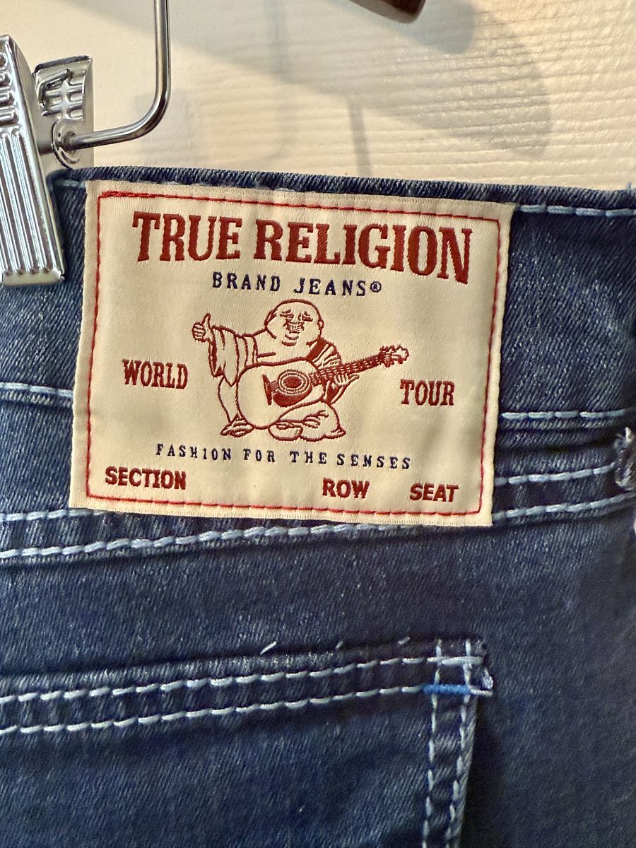 NEW True Religion Men's Denim Jeans - Size 38x32 - Blue with Signature Stitching - Retail $204