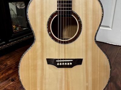 CanyonRoad Guitars new jumbo model! Luthier built acoustic guitar!