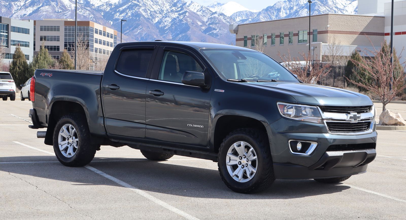 2017 CHEVROLET COLORADO LT