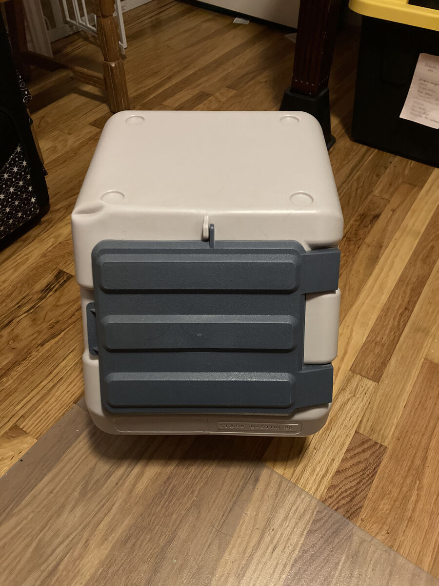 Bergan Stack n Store 40 pet food container 9 gallon capacity