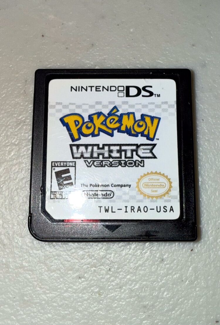 Pokémon White Version Nintendo DS