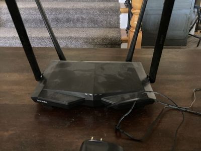 Tenda AC6 1200M Dual-Band Wi-Fi Wireless Router with Power Adapter