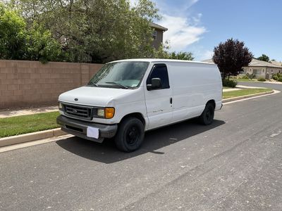 2006 Ford E-150 and Econoline 150