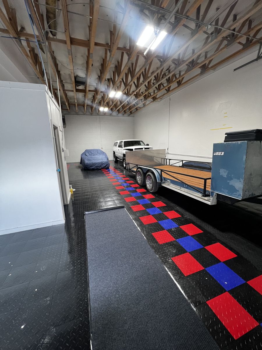 1250 sq ft of Shop Space in Murray