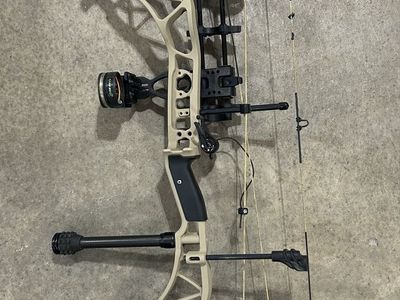 Bear Archery Adapt compound bow package
