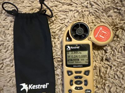 Kestrel 5700 Ballistics Weather Meter with Hornady 4DOF - Tan, with Pouch