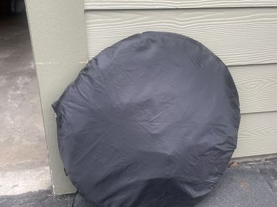 Camping privacy tent