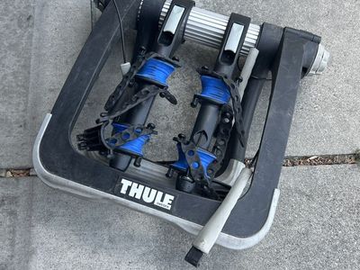 Thule Raceway Pro 2-bike-bike trunk mount rack