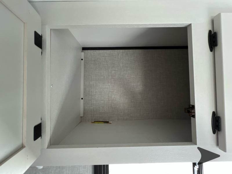 Main image 12