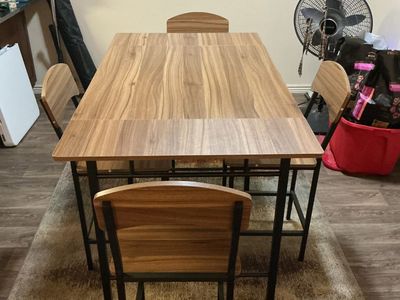 New table and chairs