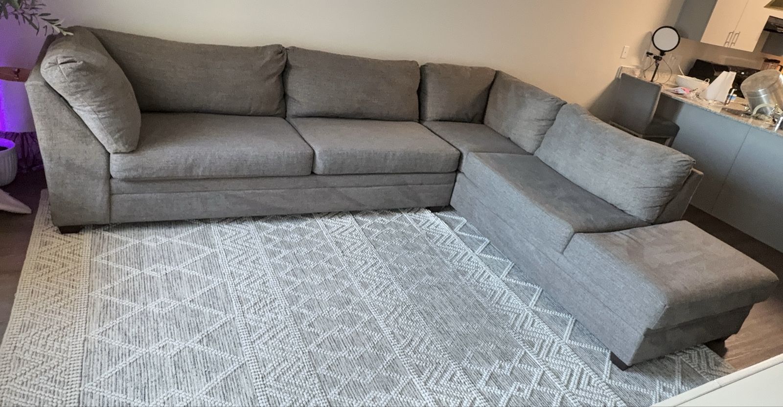 FREE DELIVERY! Beautiful Grey Sectional
