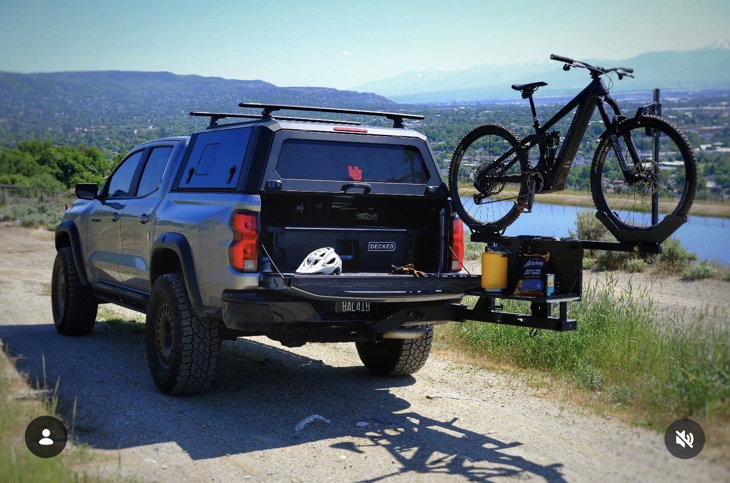 Ridg Ultraswing with Bike Racks and Table