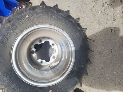 SANDRAIL VW 5 BOLT SAND PADDLE TIRES LIKE NEW