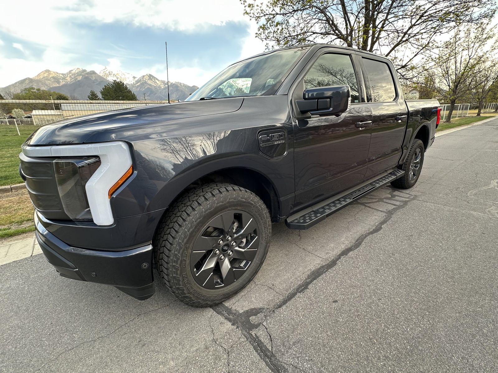 2022 Ford F-150 Lightning Lariat