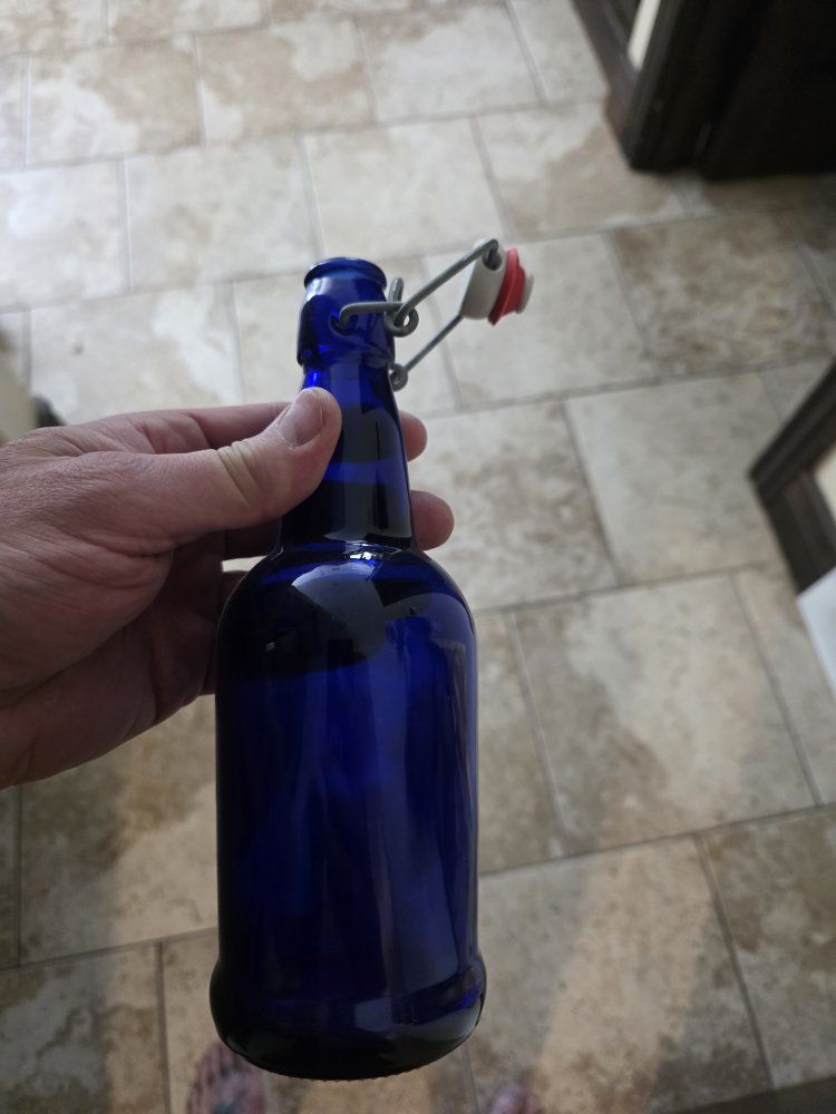 More than 25 Flip Top bottles and others