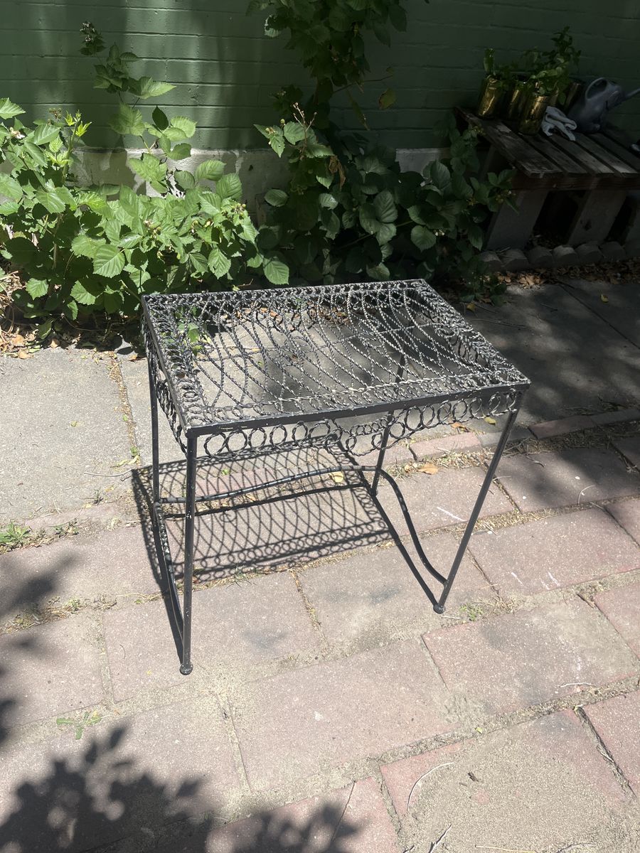 Metal garden table
