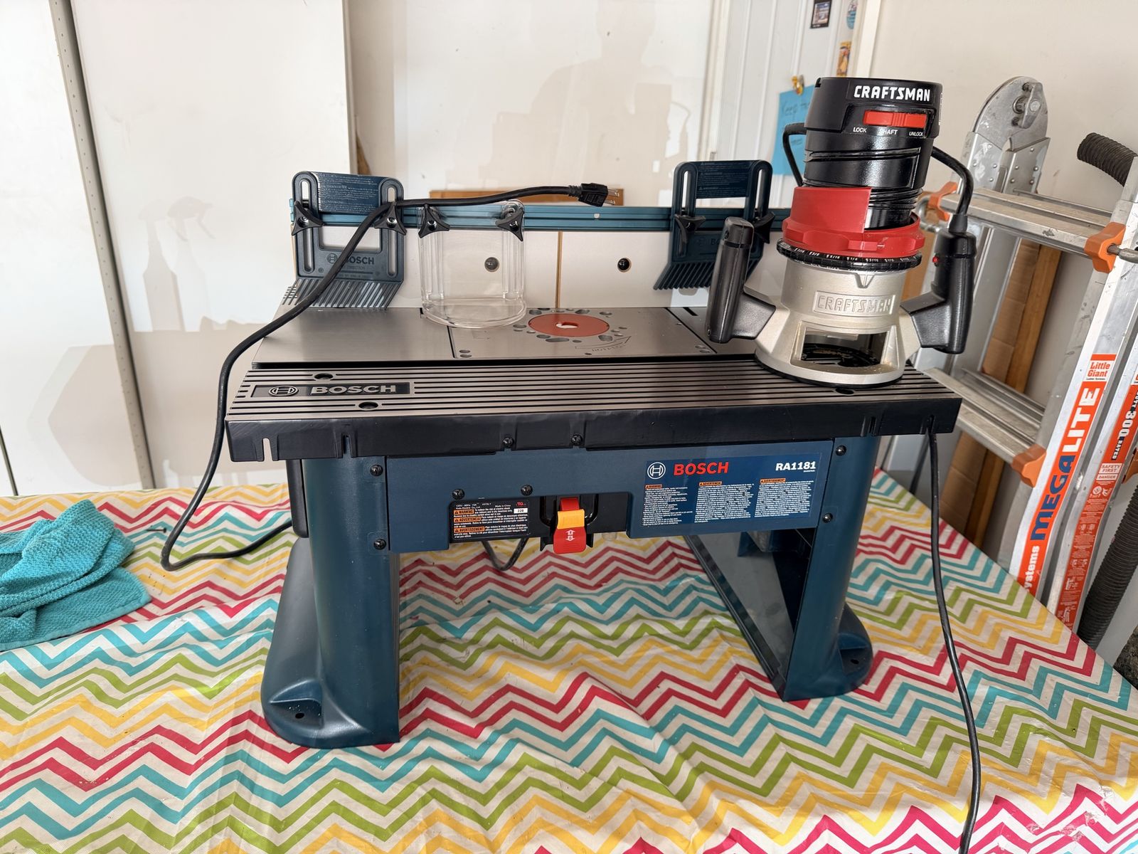 Bosch Router Table & Router Set – Excellent Condition