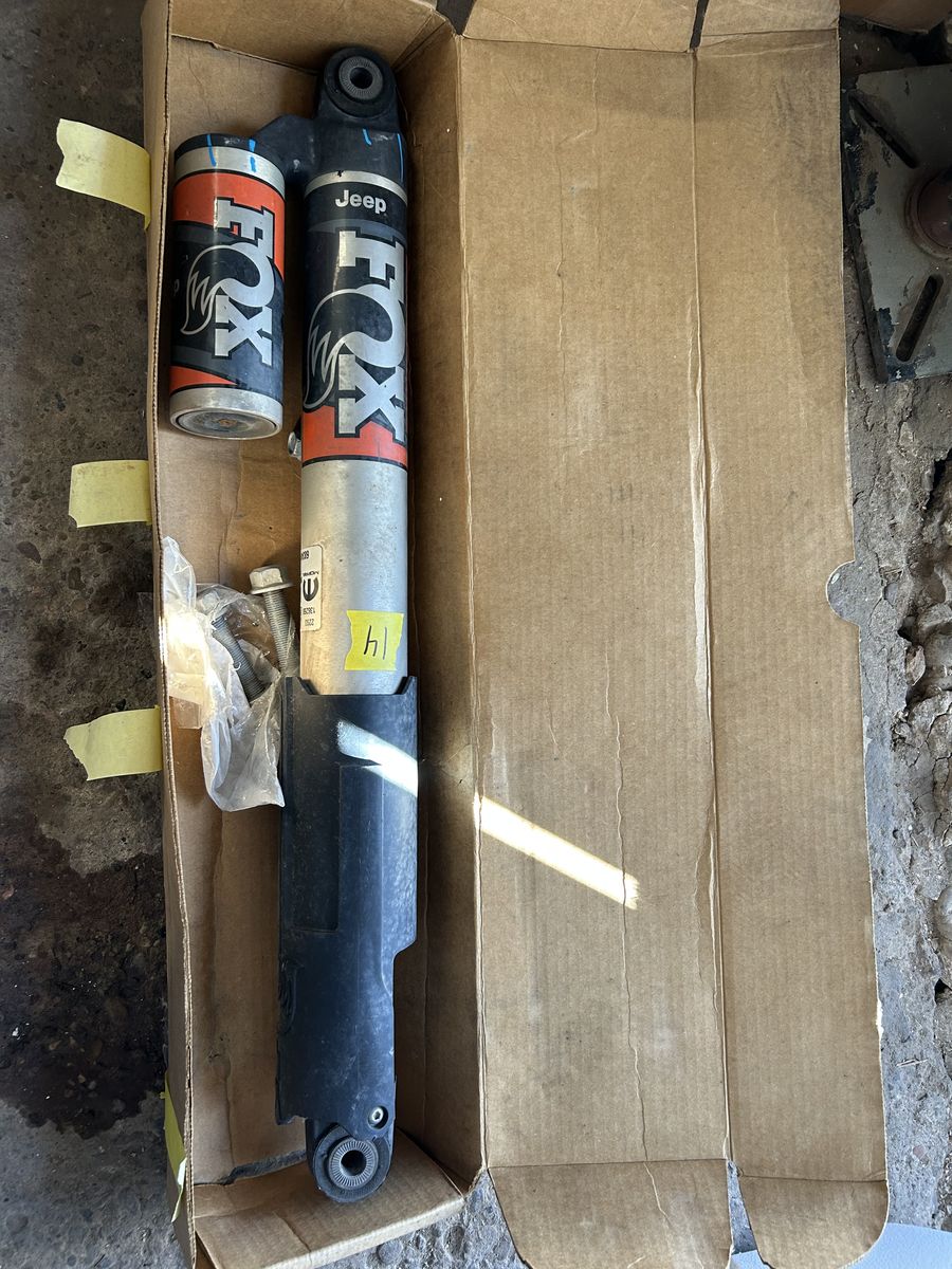 22-24 Jeep Gladiator LH Fox Shock