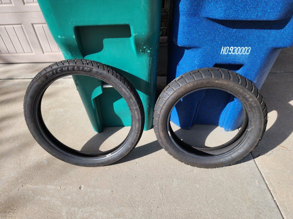 Michelin Anakee Adventure: 90/90-21 & 150/70-17