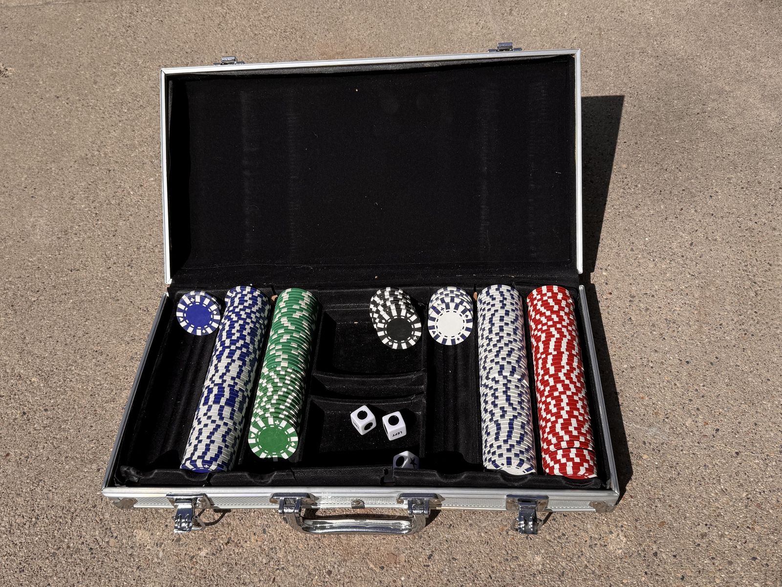 Poker Chip Set with Travel Storage Case