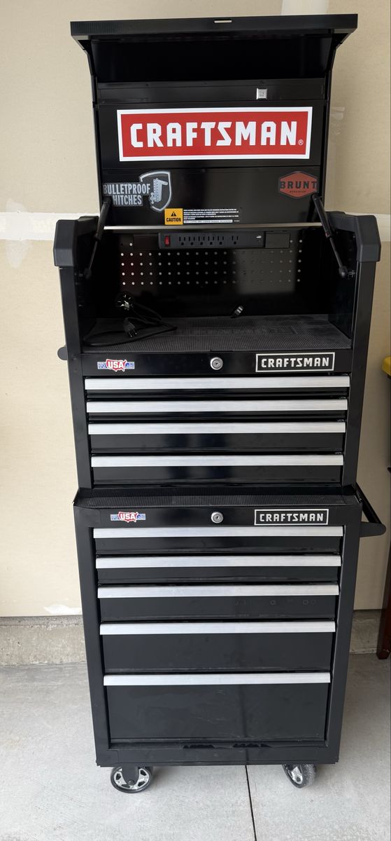 Craftsman Rolling Tool Chest toolbox and Cabinet Combo - Black