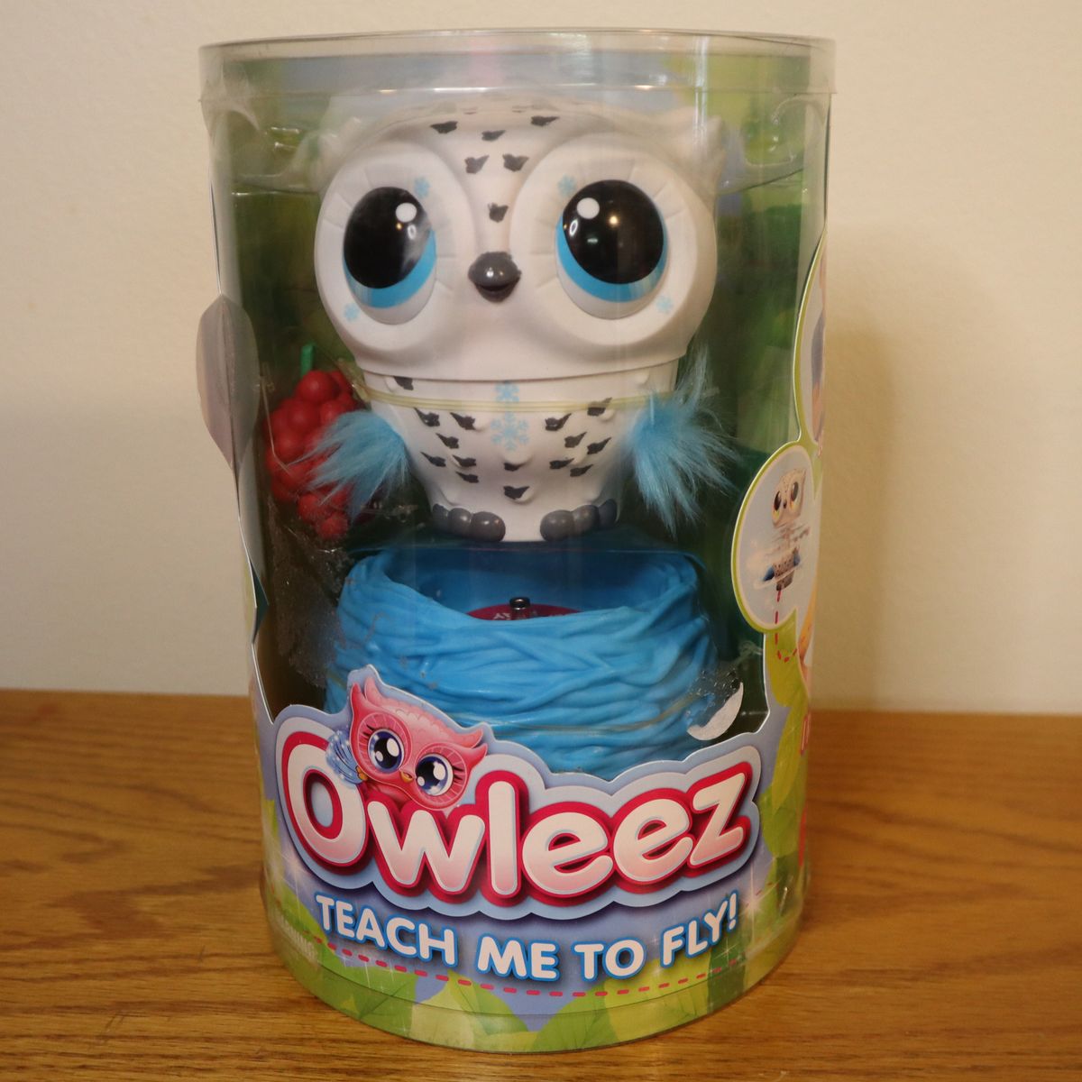 NEW! Owleez Flying Baby Owl Interactive Toy - White (Great Gift!)