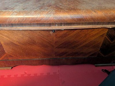Vintage Lane Cedar Chest - "The Only Tested Aroma-tight Cedar Chest in the World"