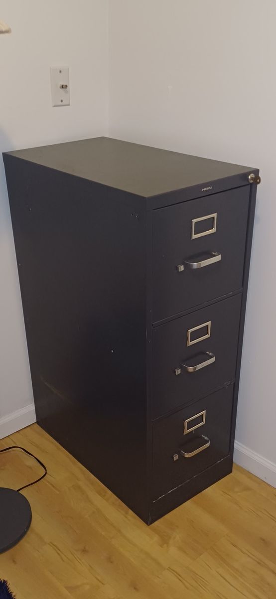 Sturdy 3-Drawer Metal Filing Cabinet with Lock