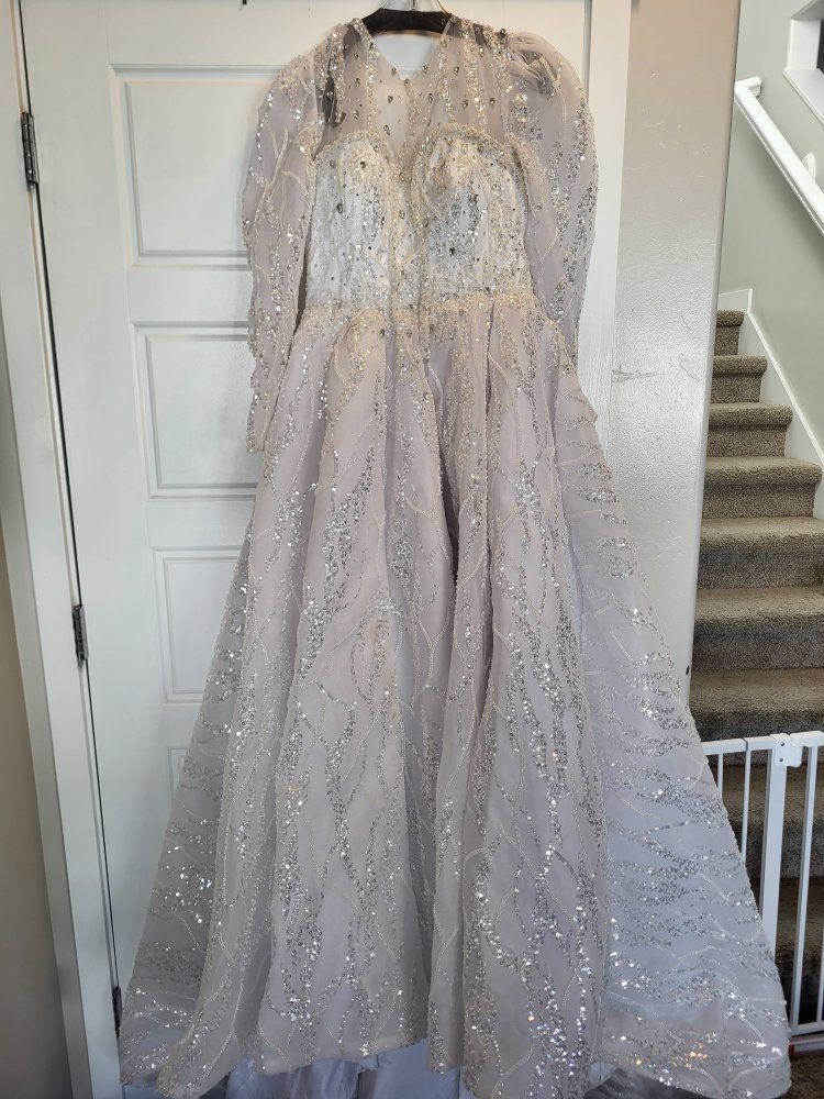 Wedding dress