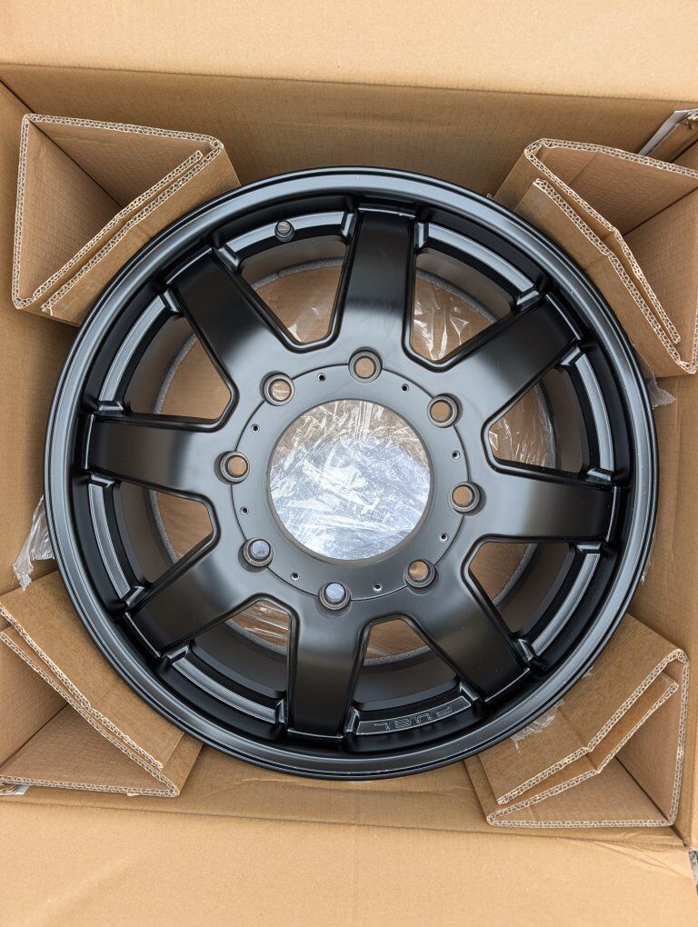 8x200 FUEL MAVERICK DUALLY RIM MATTE BLACK 20x8.25
