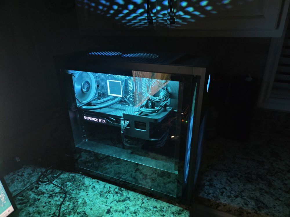 Main image 4