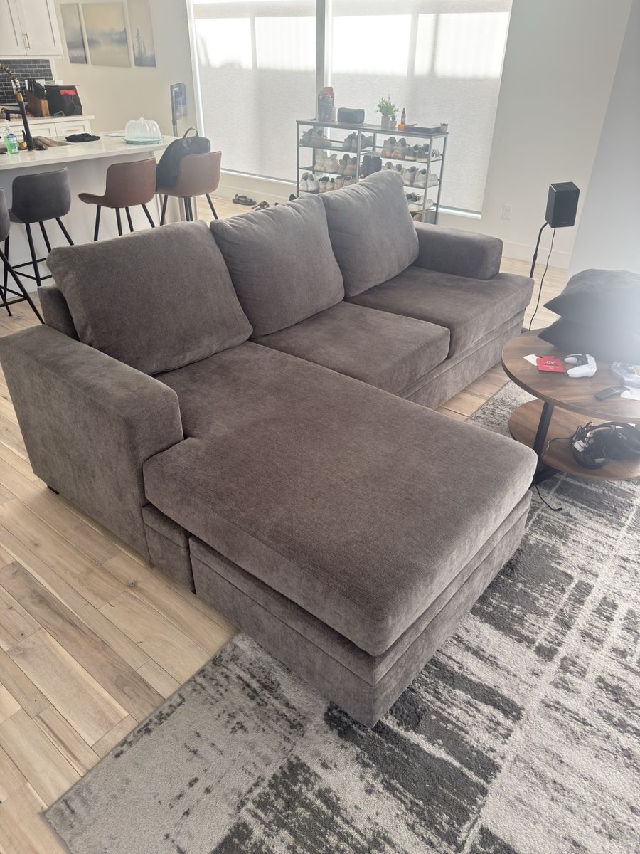 Fabric sofa couch with reversible chaise