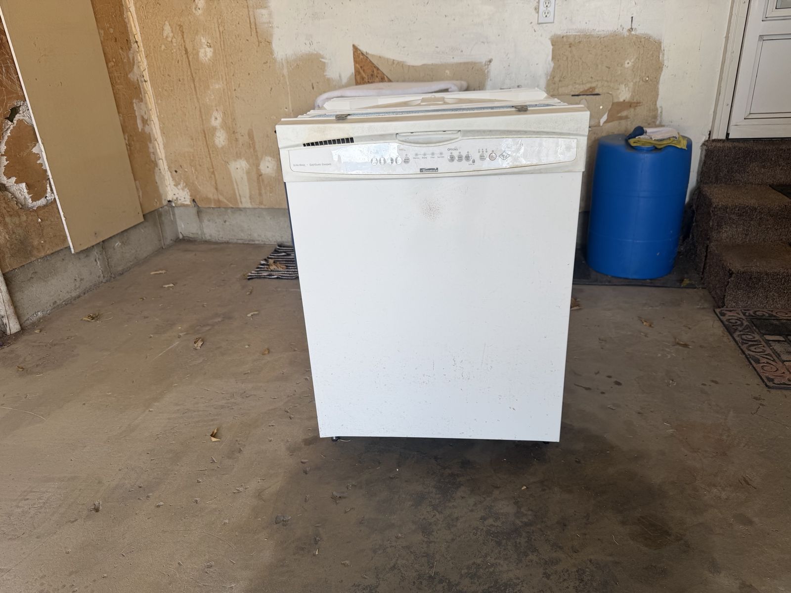 Kenmore White Built-In Dishwasher
