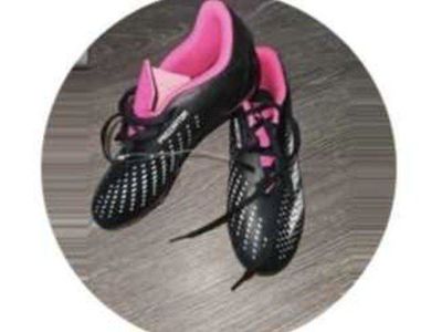 Adidas Black & Pink Soccer Cleats - Girls- US Size 6
