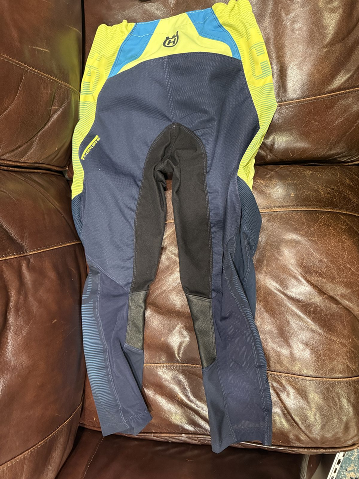 Main image 11