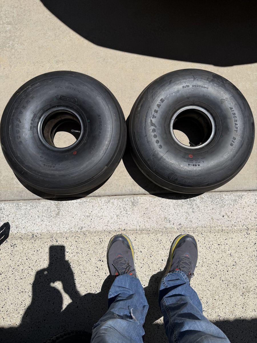 Airplane Tires and tubes