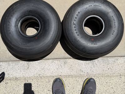 Airplane Tires and tubes
