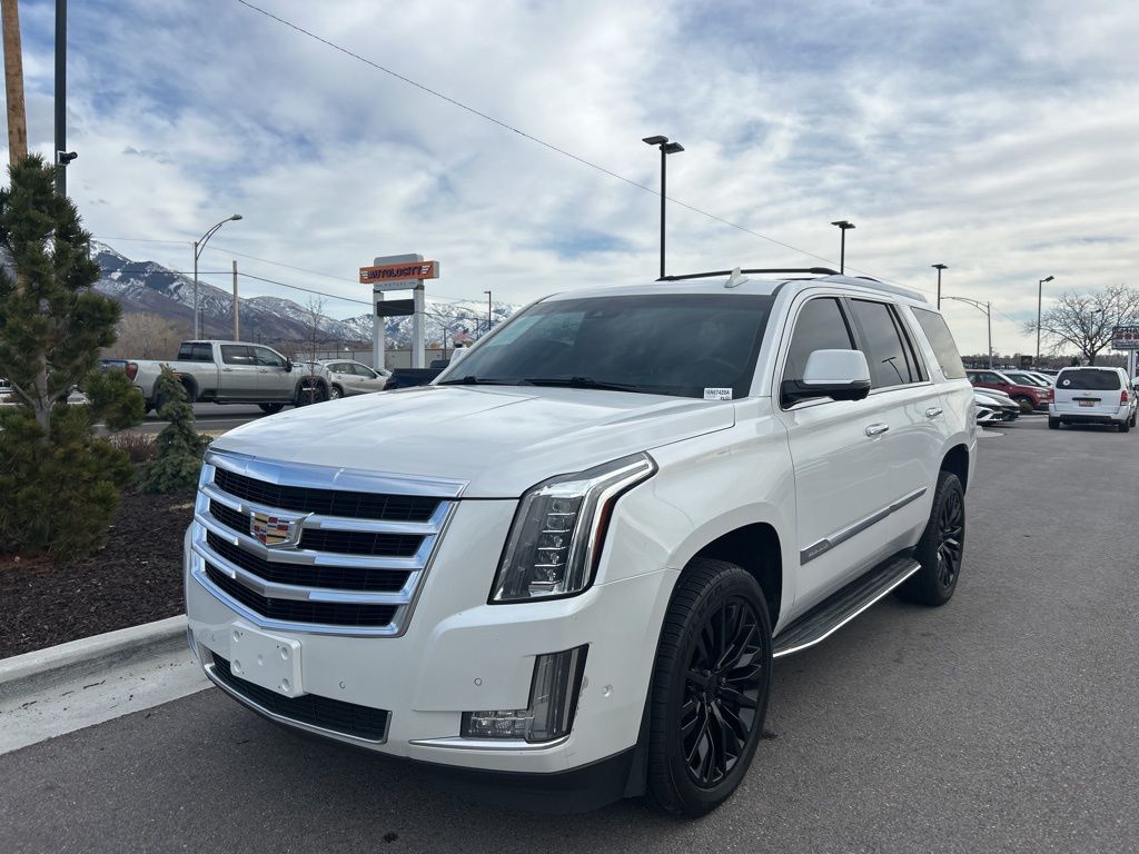 2019 Cadillac Escalade Luxury