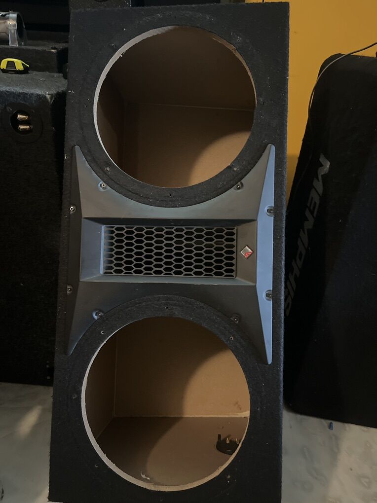 12 Inch Rockford Fosgate Box For Subwoofers In Car