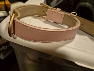 Pink leather collar